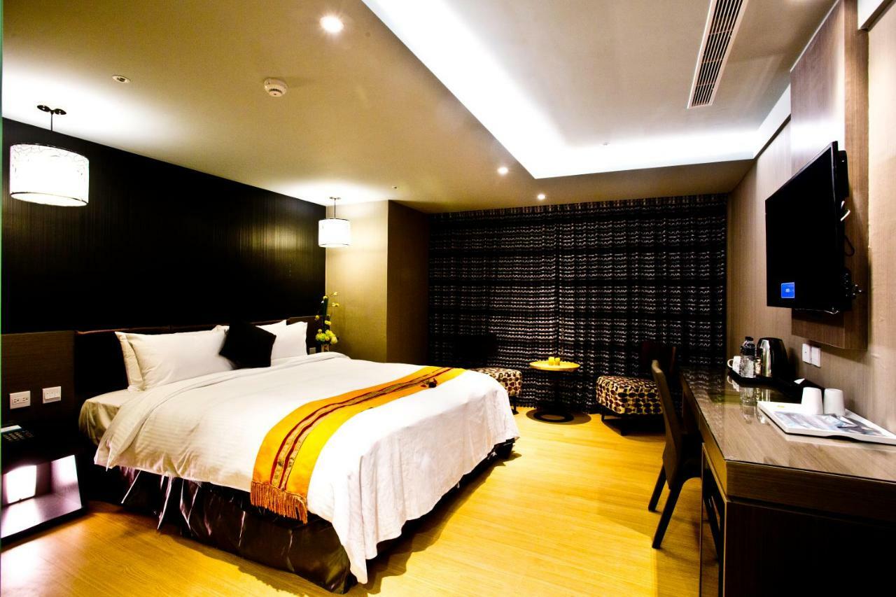 Fine Hotel Kaohsiung Buitenkant foto