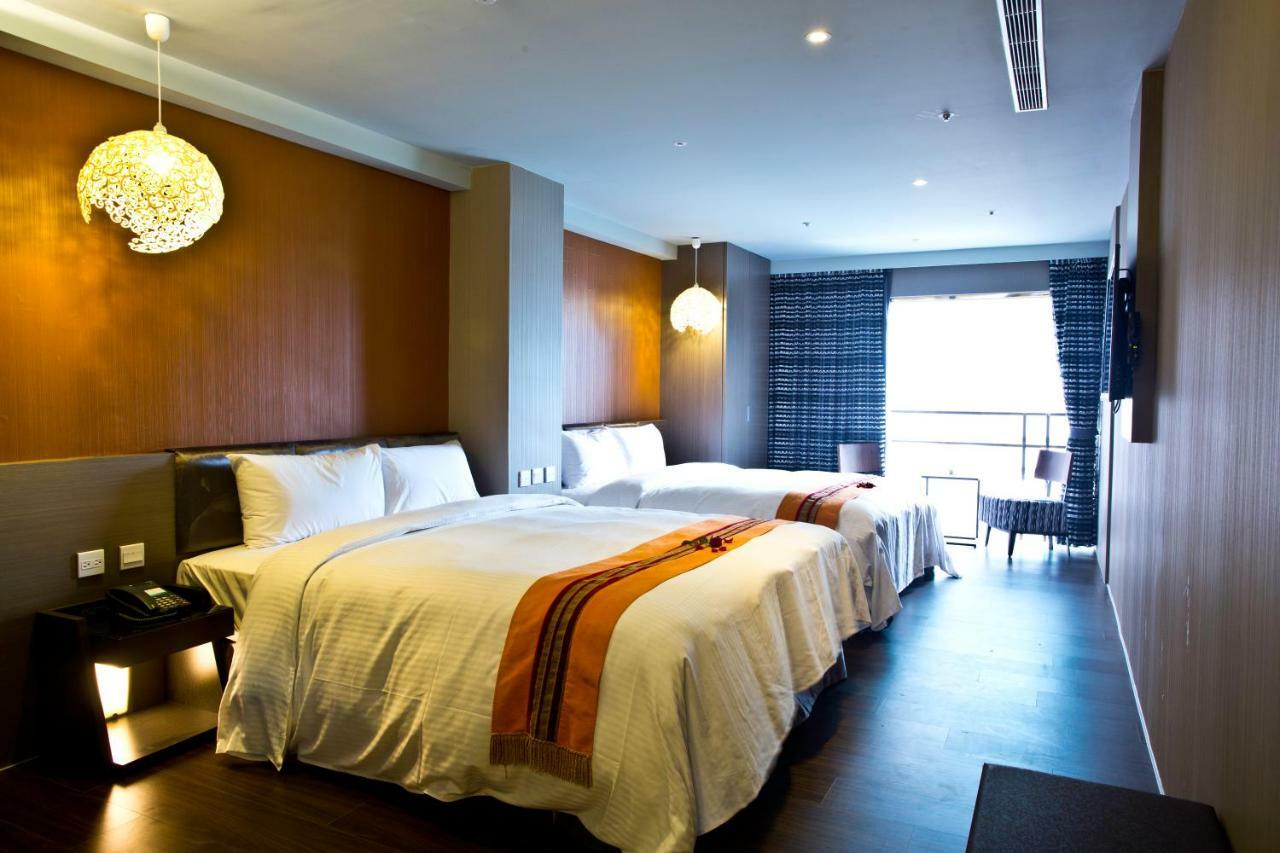 Fine Hotel Kaohsiung Buitenkant foto