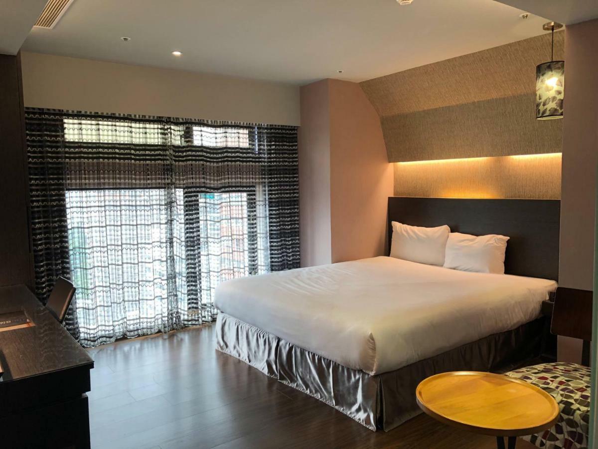 Fine Hotel Kaohsiung Buitenkant foto