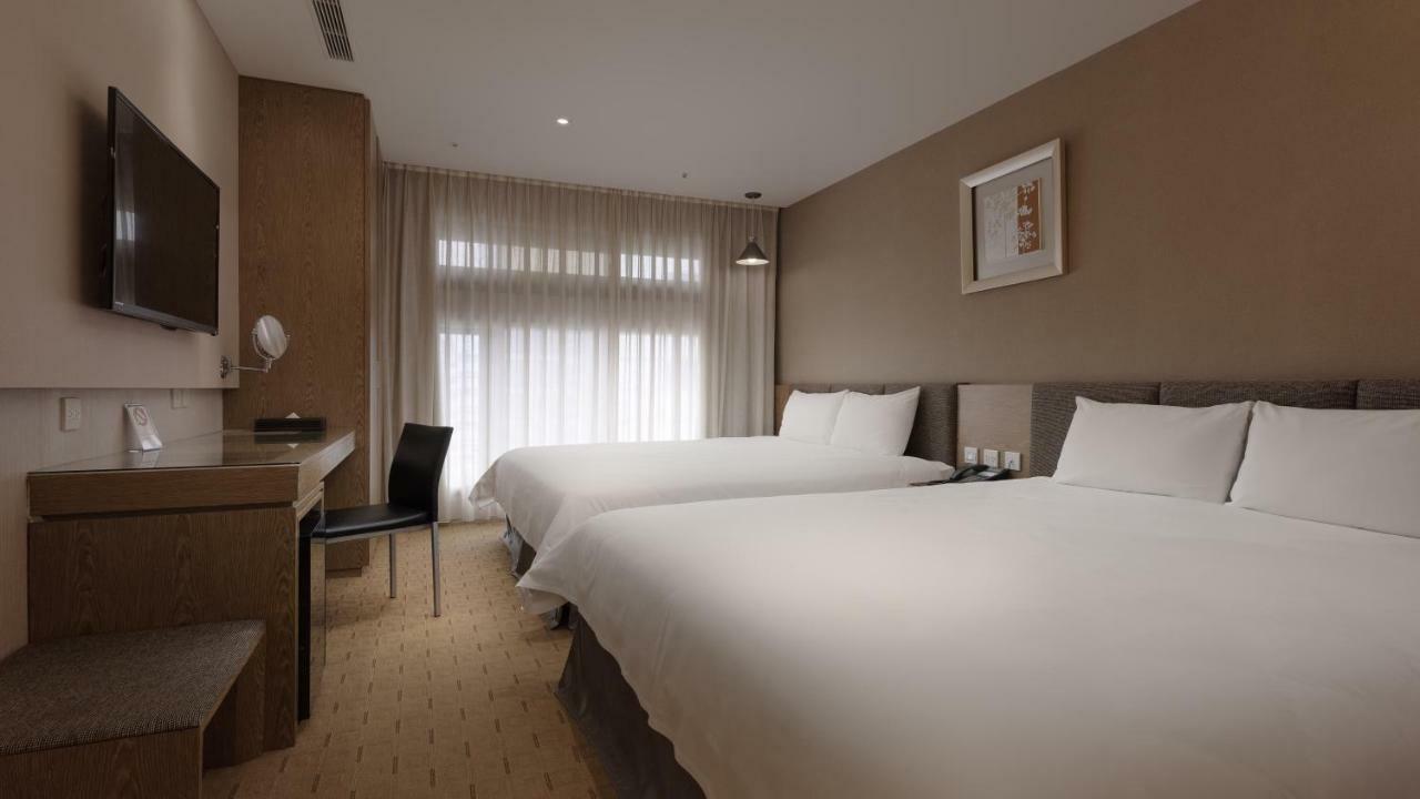 Fine Hotel Kaohsiung Buitenkant foto